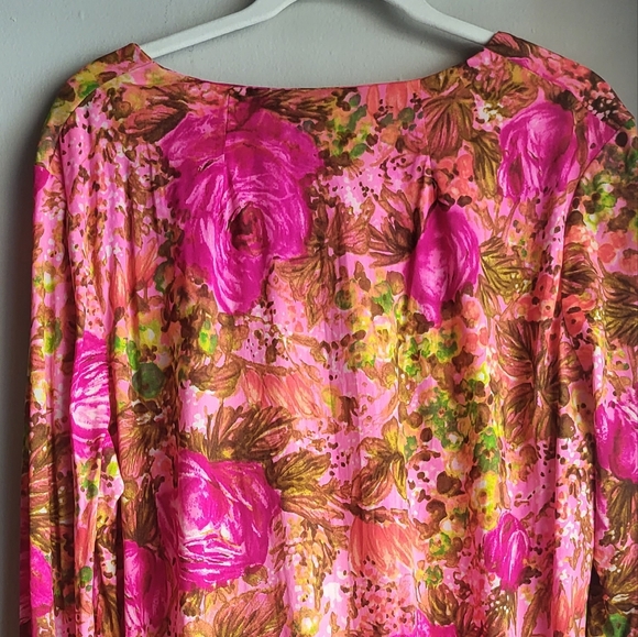 Vintage Landmark Floral Button Dress, long sleeve, plus size - Picture 5 of 7